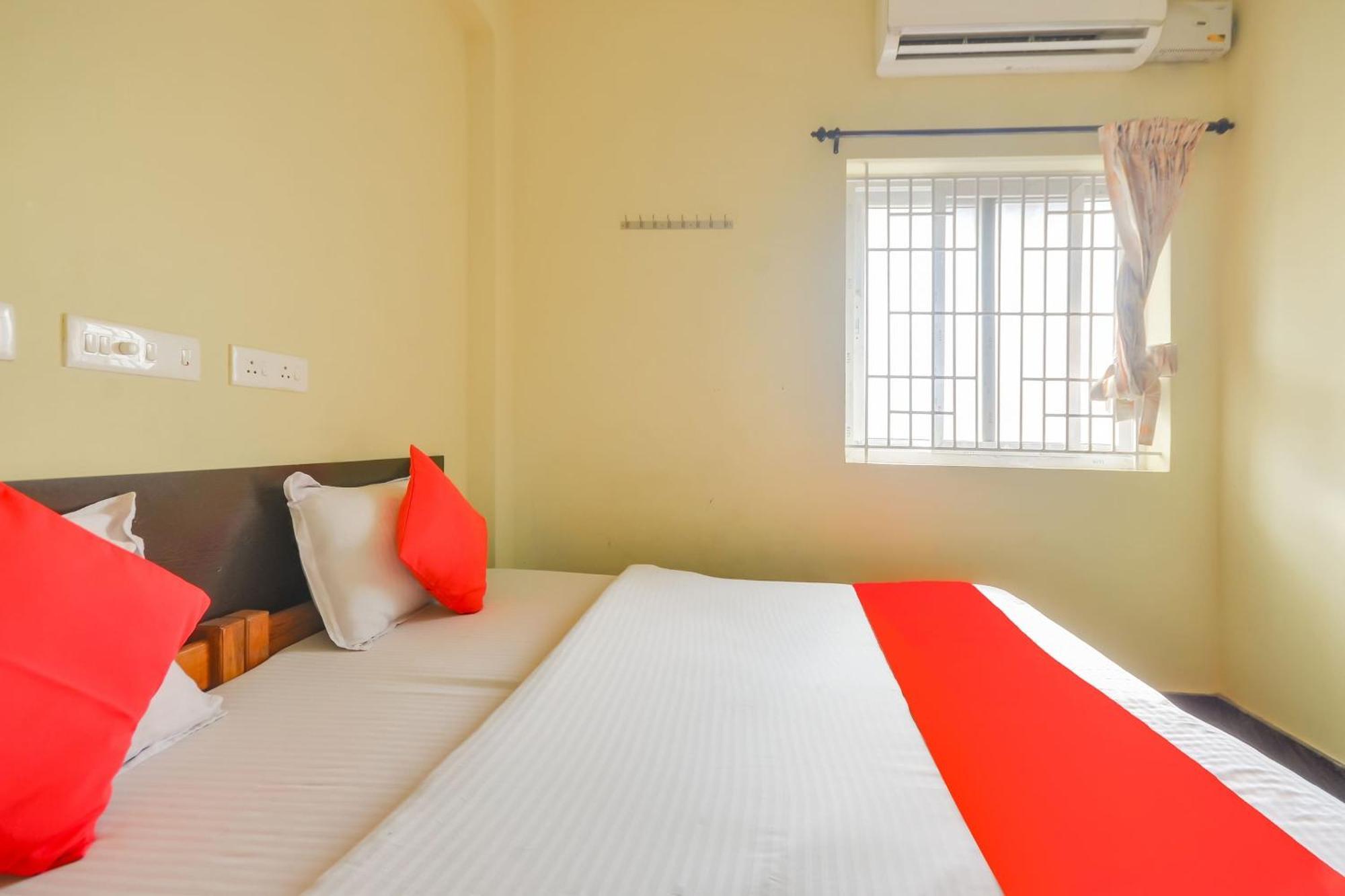 Hotel O St Residency Mudukarai Buitenkant foto