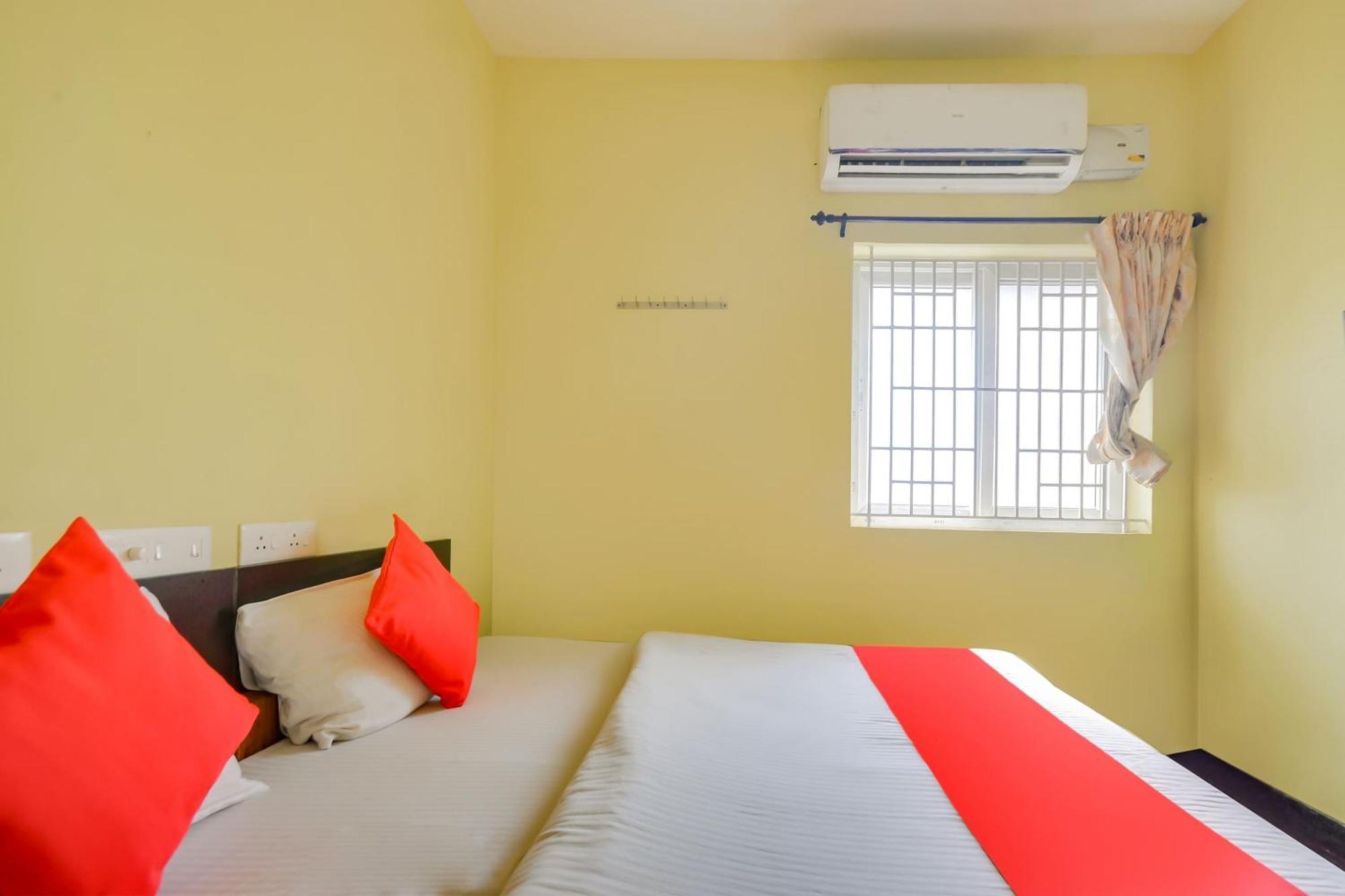 Hotel O St Residency Mudukarai Buitenkant foto