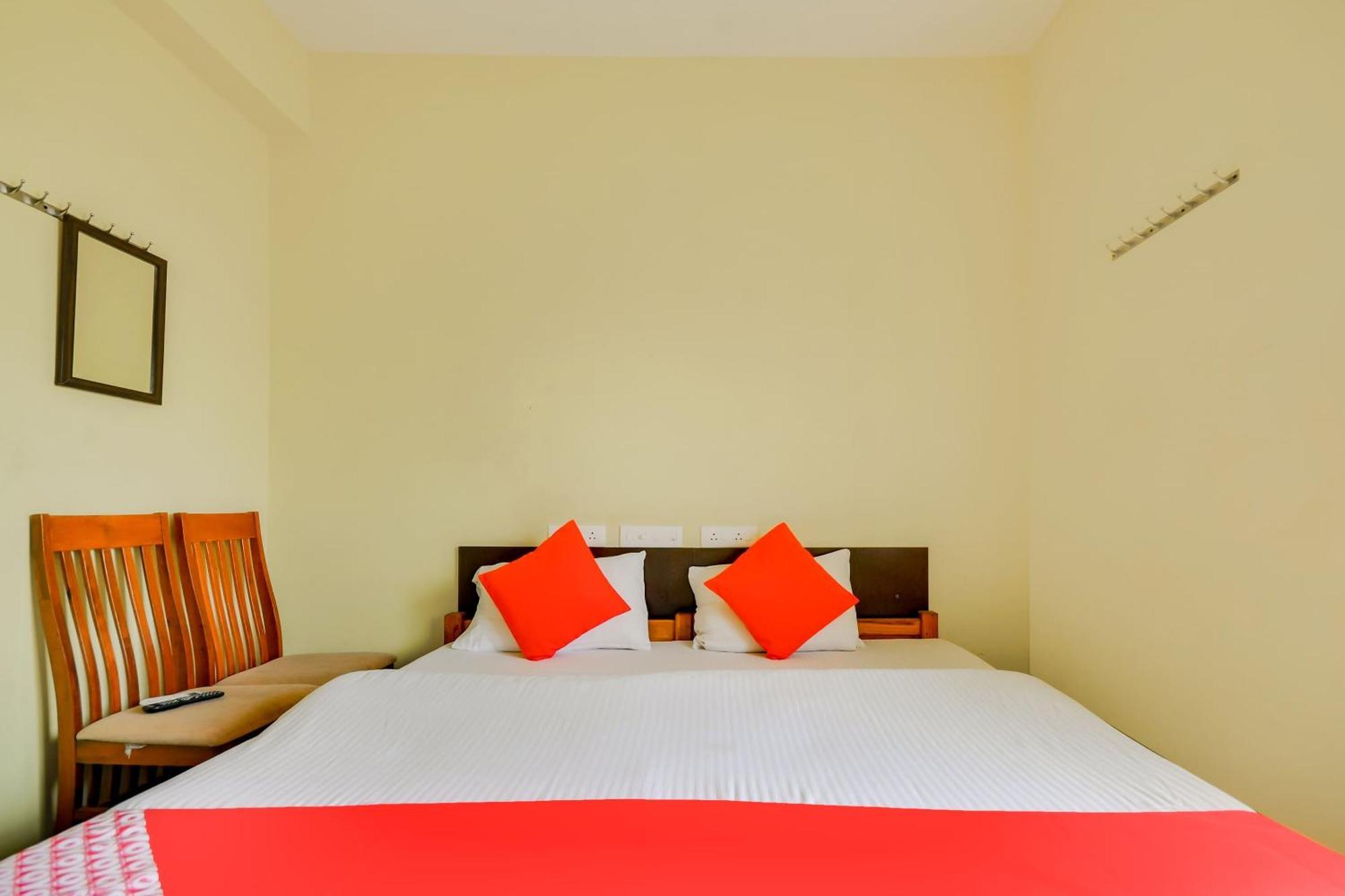 Hotel O St Residency Mudukarai Buitenkant foto