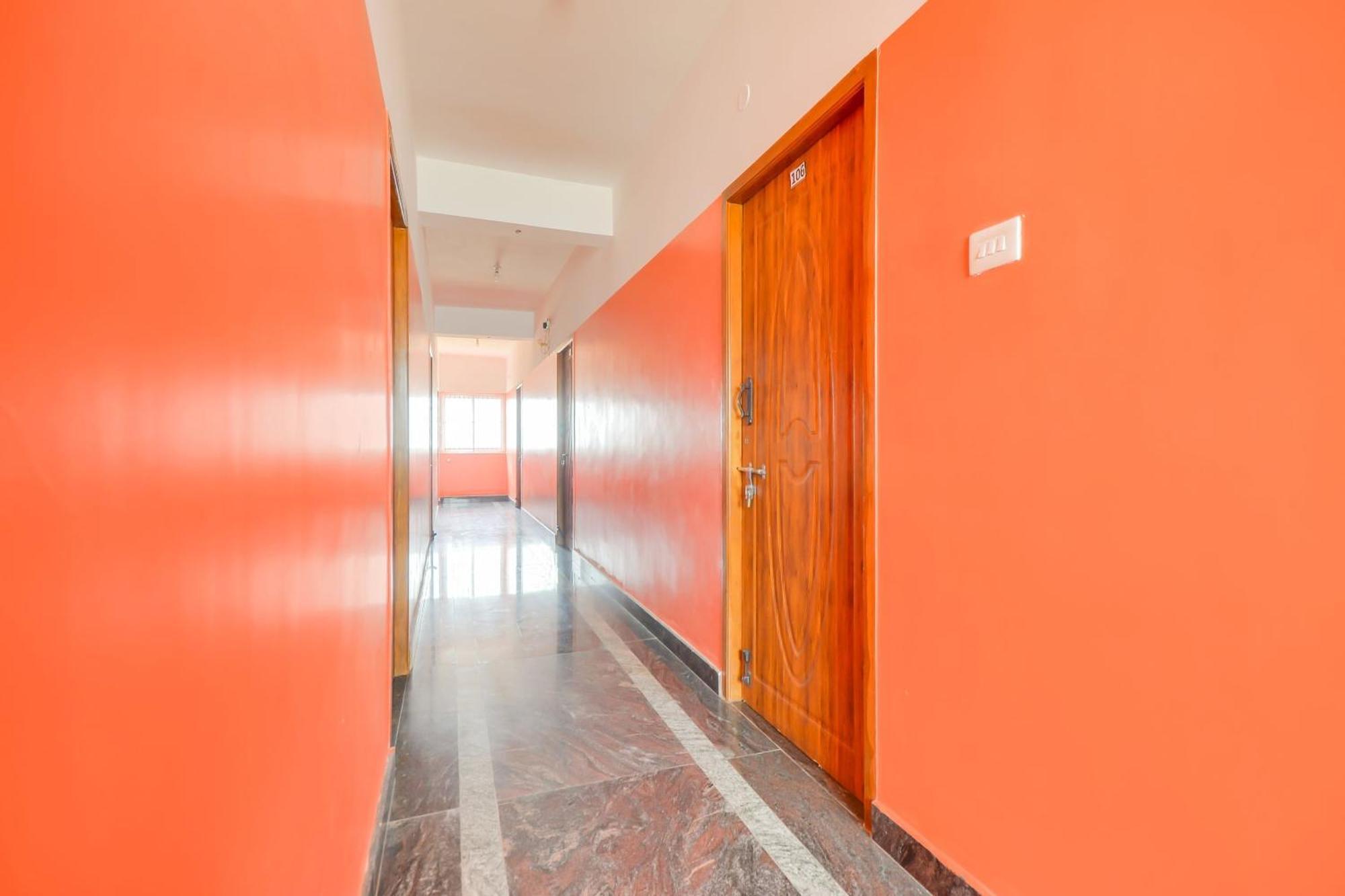 Hotel O St Residency Mudukarai Buitenkant foto