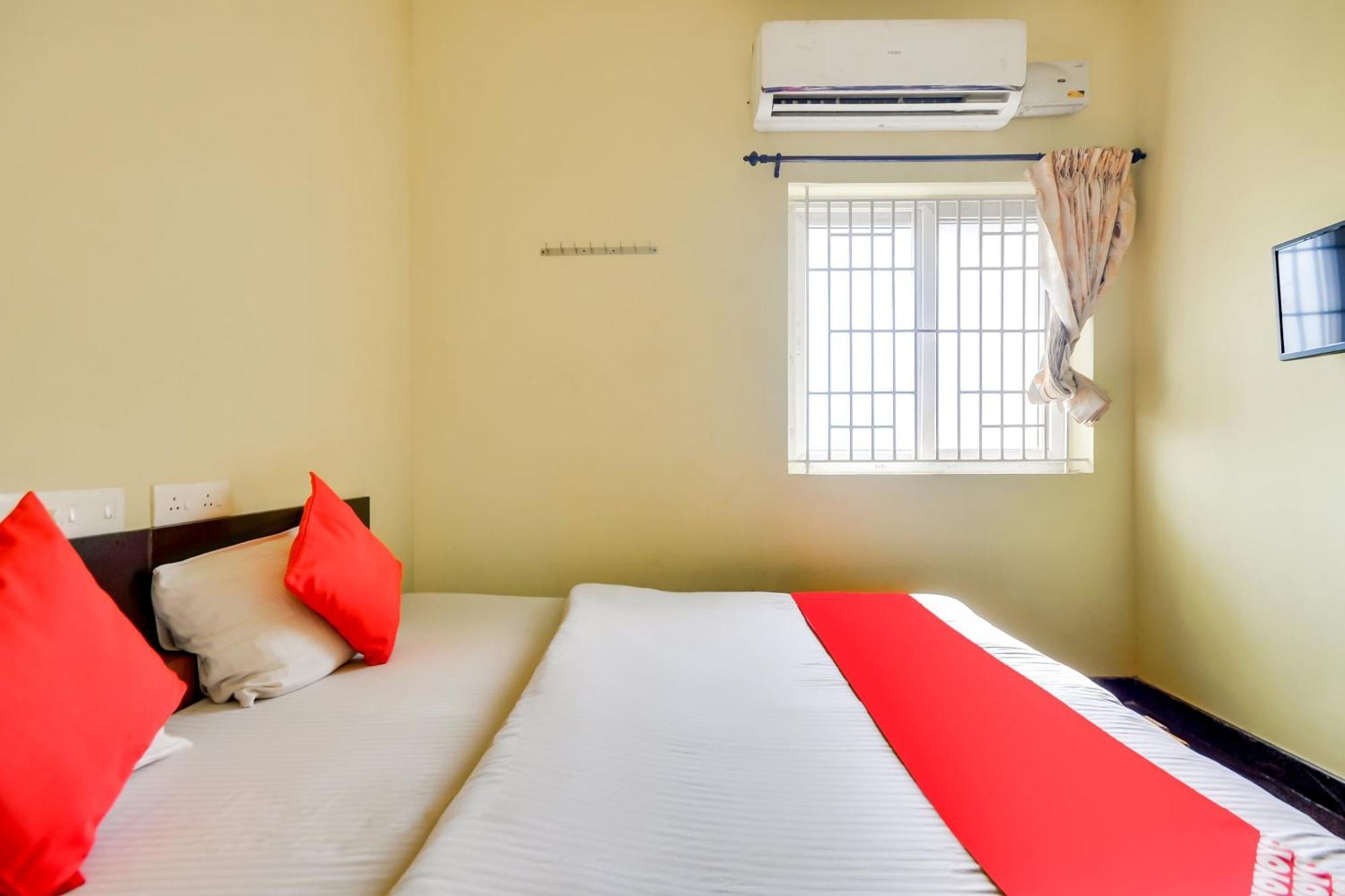 Hotel O St Residency Mudukarai Buitenkant foto